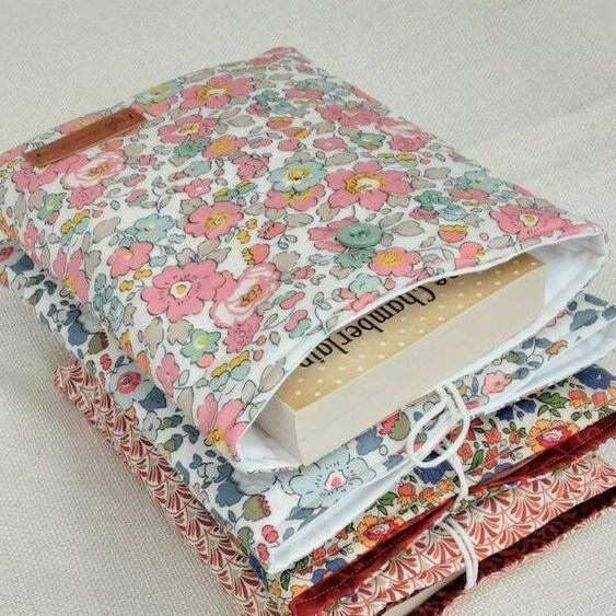 Pochettes en tissu pour ranger livres